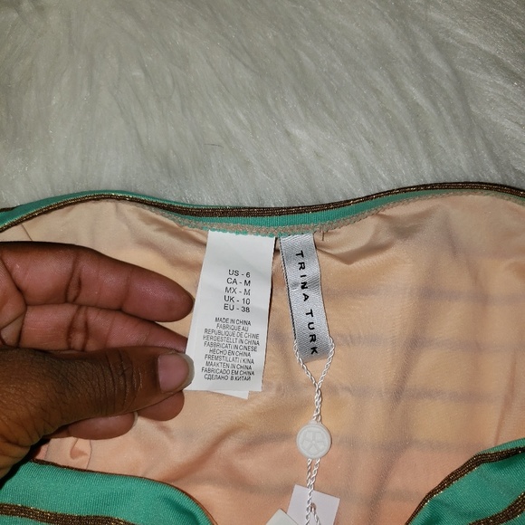 New Trina Turk Bottom - Picture 2 of 3